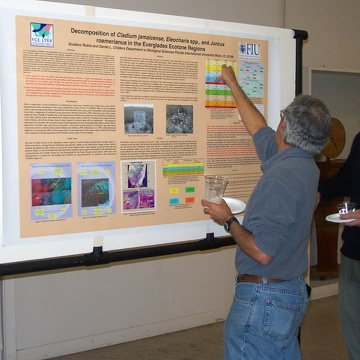 David Rudnick (L) and Gustavo Rubio (R) discussing Gustavo's poster at the 2003 Florida Coastal Everglades LTER All Scientists Meeting