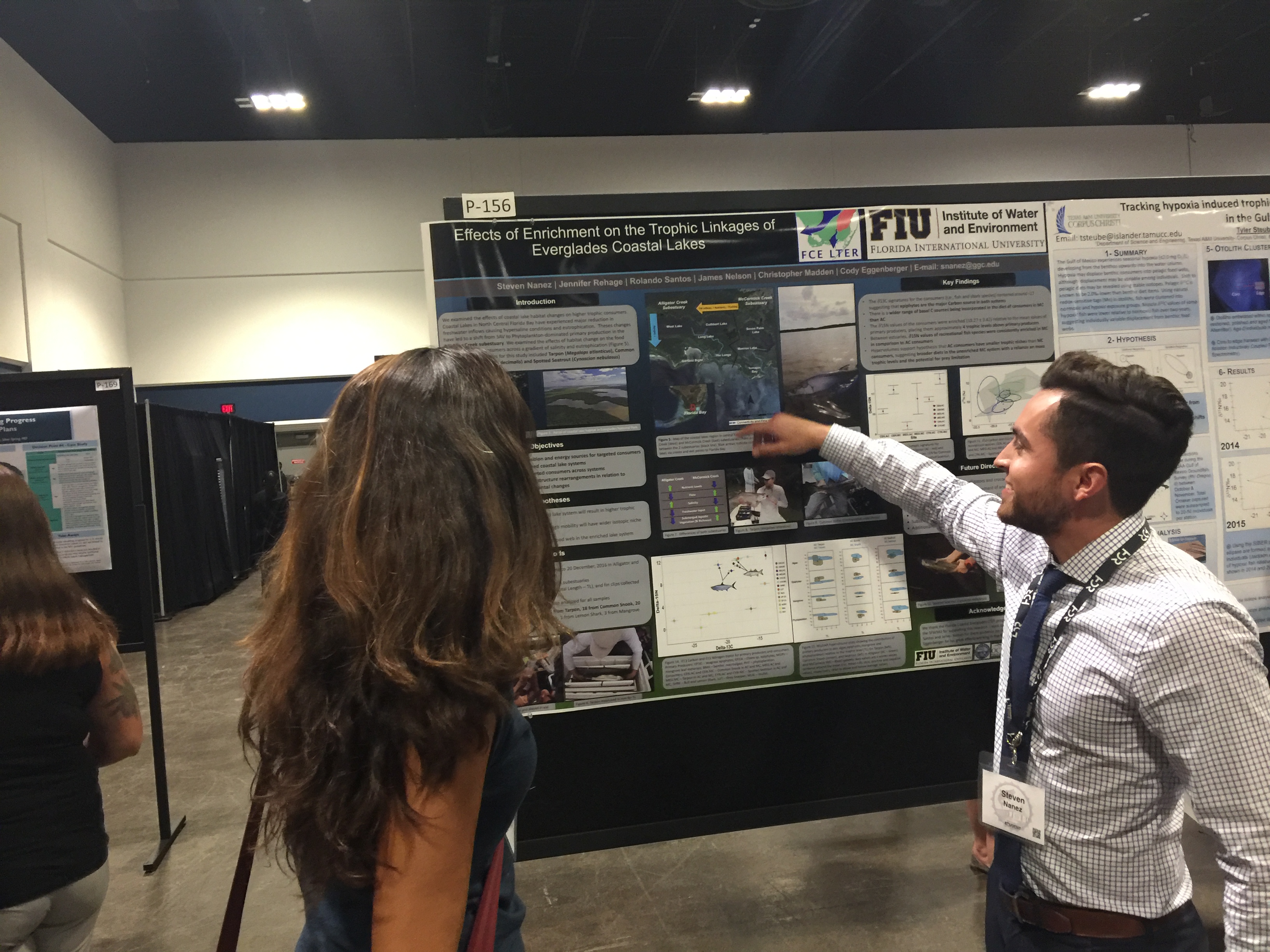REU student Steven Nanzez presenting his research at the 2017 American Fisheries Society Meeting